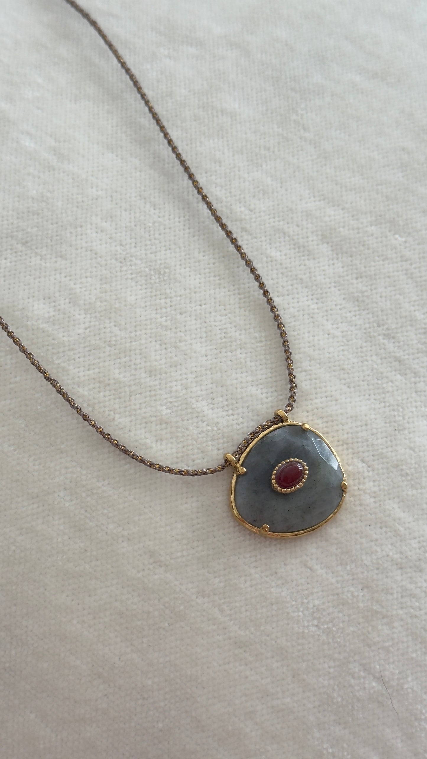 Collar Piedras de colores