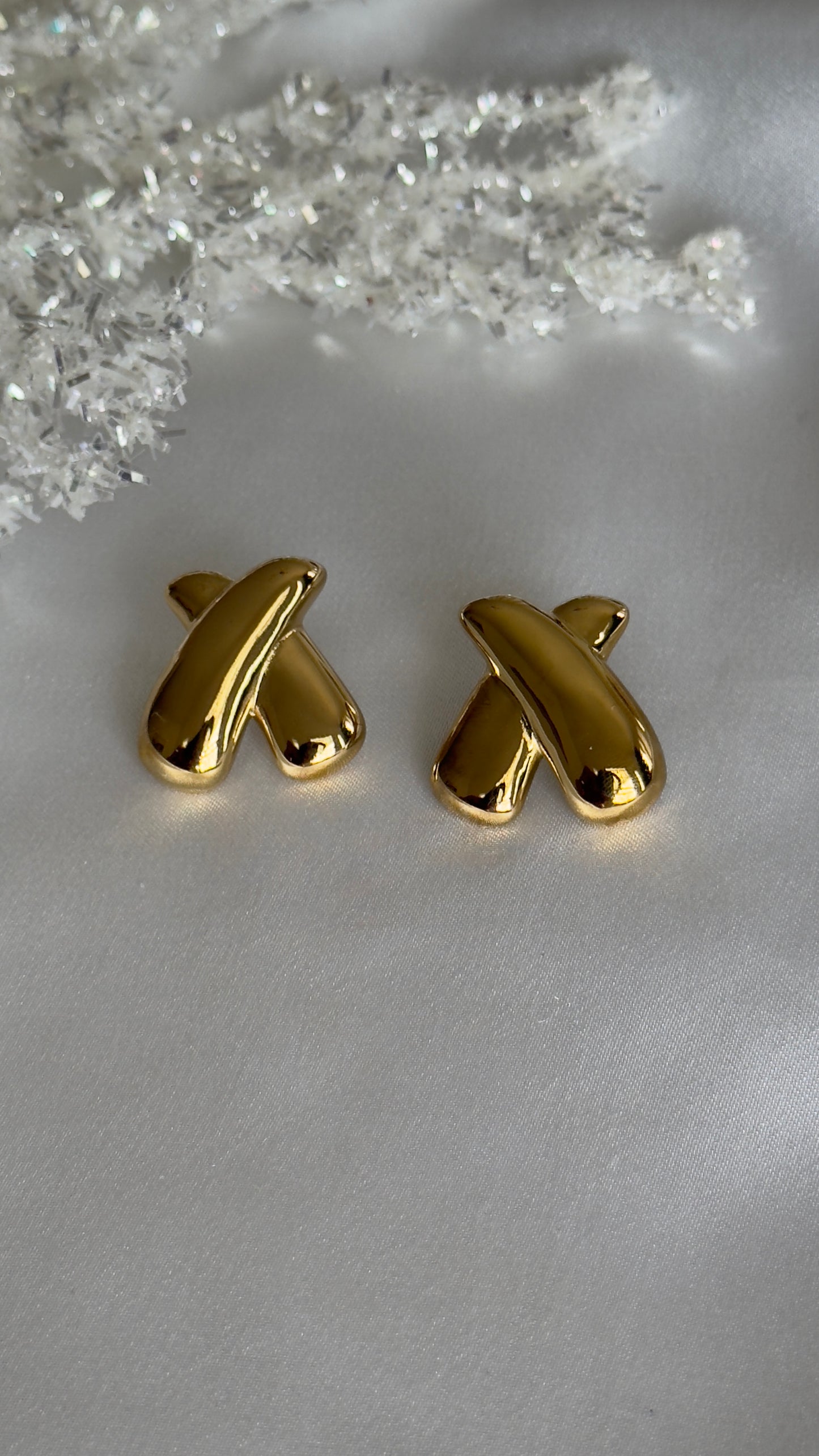 Aretes XOXO Gold