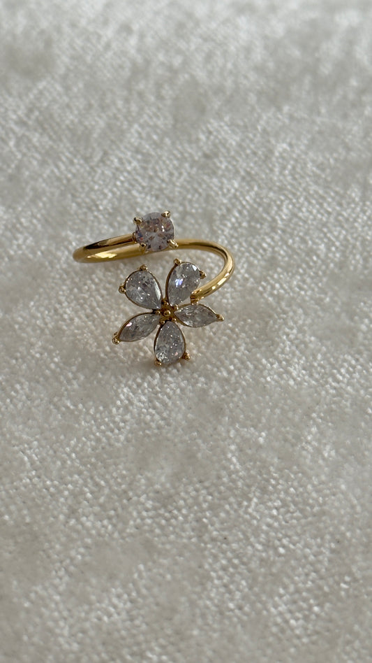 Sortija Flor de cristal