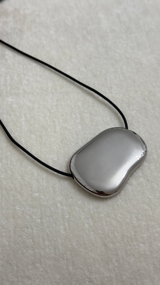 Collar Asimetría