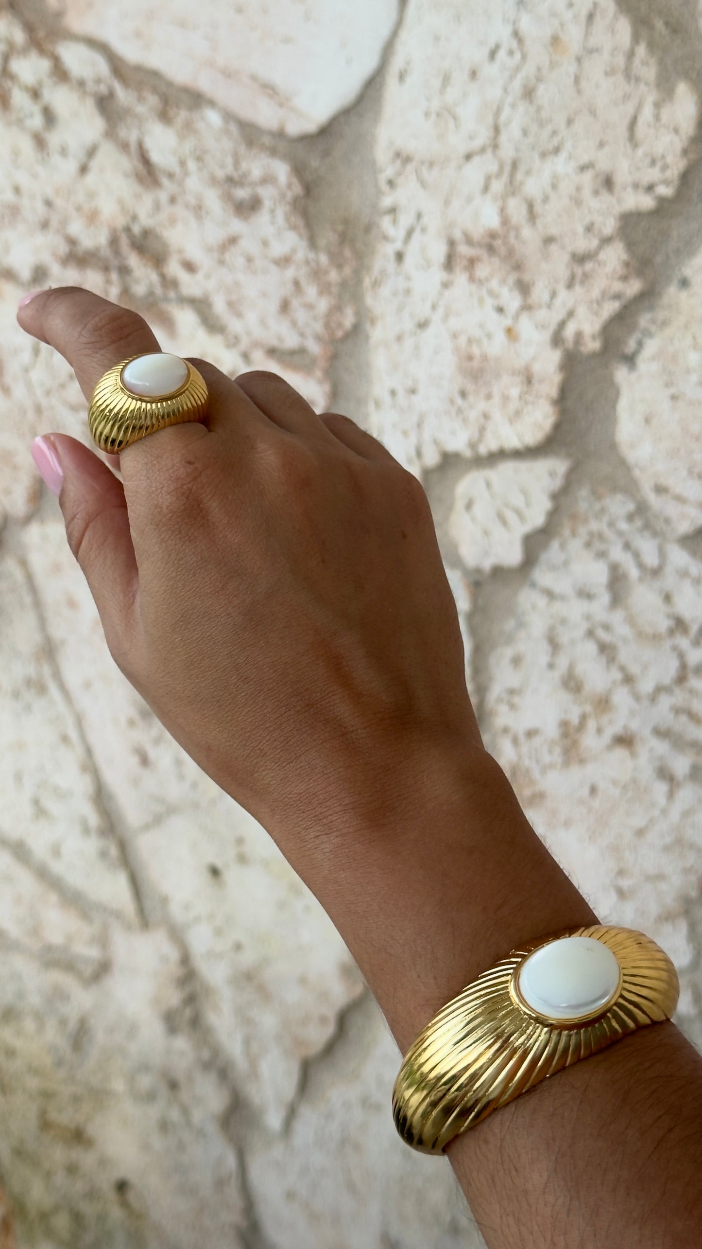 Sortija Conch Perla