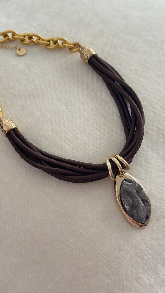 Collar Émolo