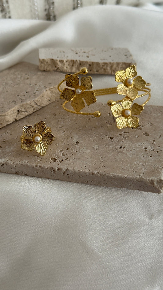 Pulsera Flowerbomb