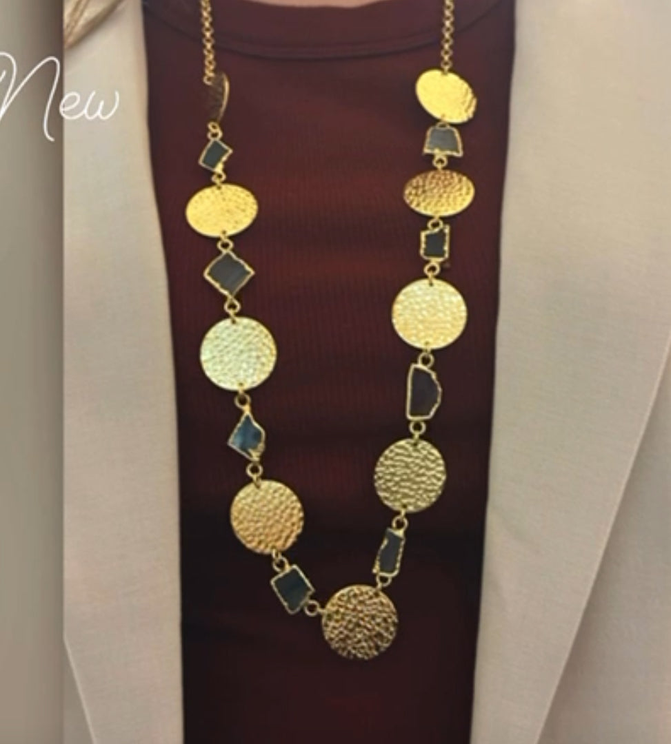 Collar Ana