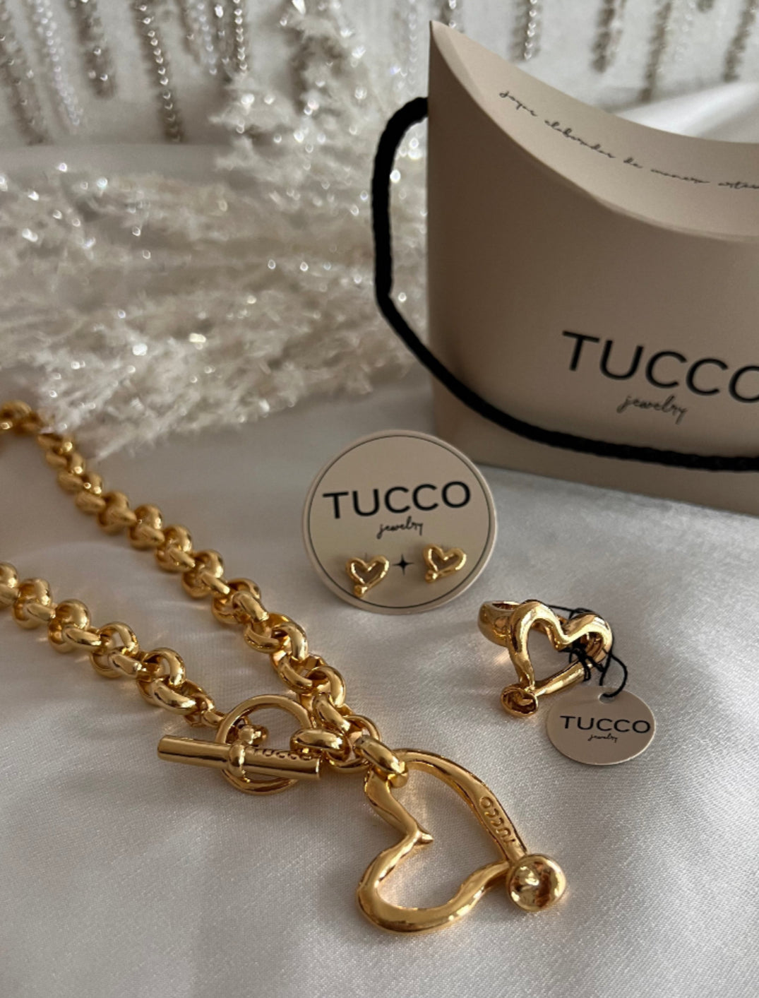 Cuore Gold Necklace